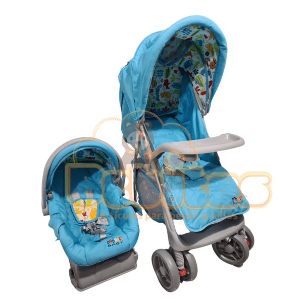 Coche con porta bebé y base para vehículo