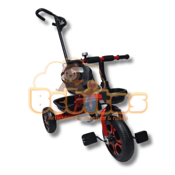 Triciclo con bastón.